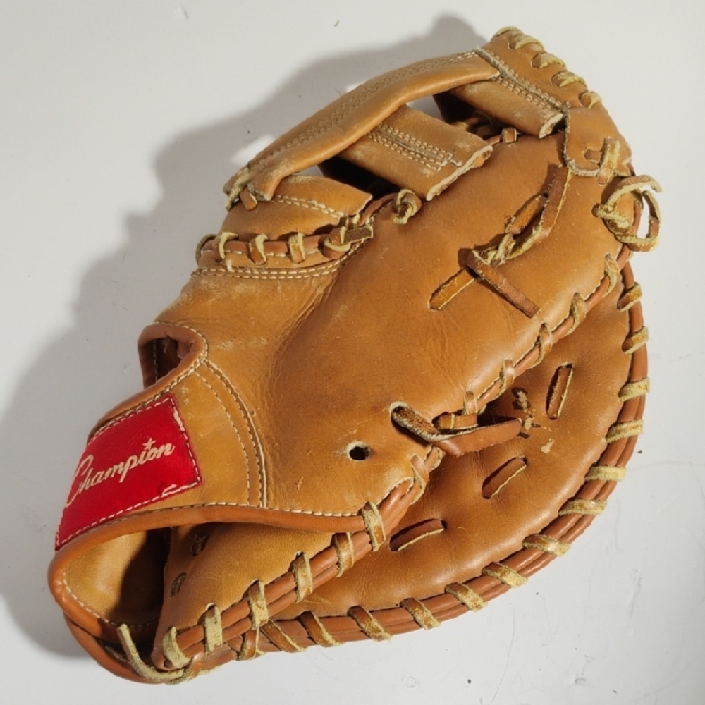 Vintage Champion Leather Baseball Mitt in Tan Right Hand 12 Inch